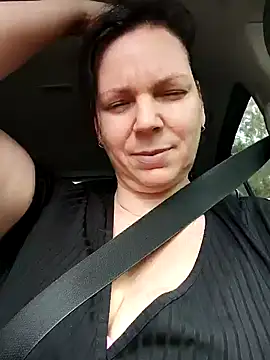 aussiepeaches online show from January 18, 3:31 am