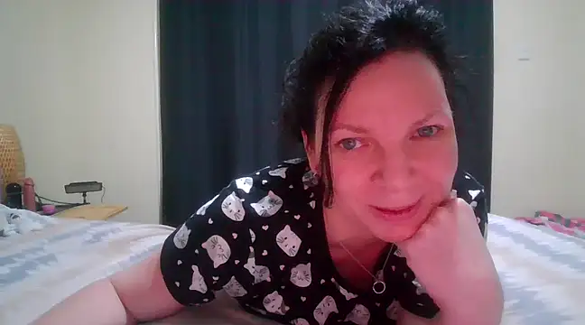 aussiepeaches online show from March 2, 10:38 pm