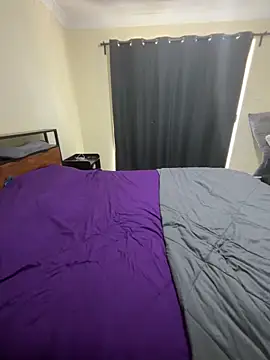 aussiepeaches online show from October 14, 12:55 am