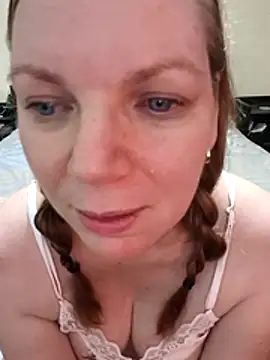 aussiepeaches online show from March 20, 2:00 pm