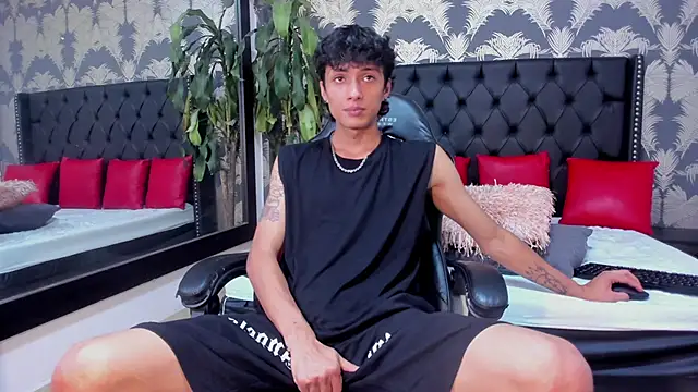 Lean Portman online show from May 11, 2:45 pm
