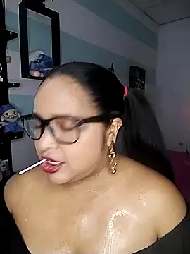 Angelly ricura online show from October 23, 3:00 pm