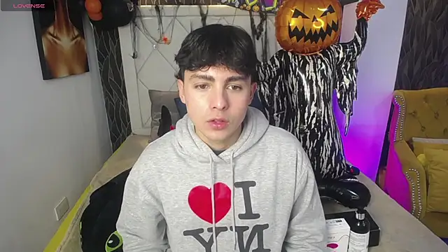 SamuFOXXX online show from October 29, 8:10 pm