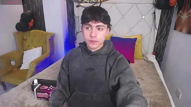 SamuFOXXX online show from November 4, 8:30 pm