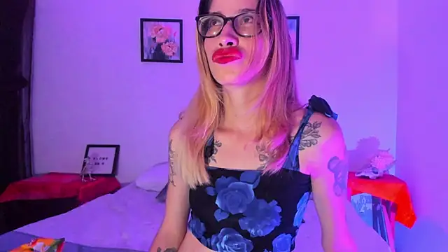 MerryyMendez online show from September 24, 2:37 am