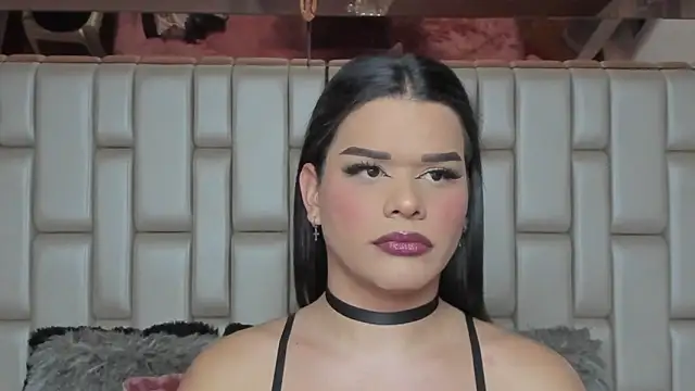 Snapshot of Ava_Cristi chatting on April 2, 5:38 am Ava Cristi online show from April 2, 5:38 am