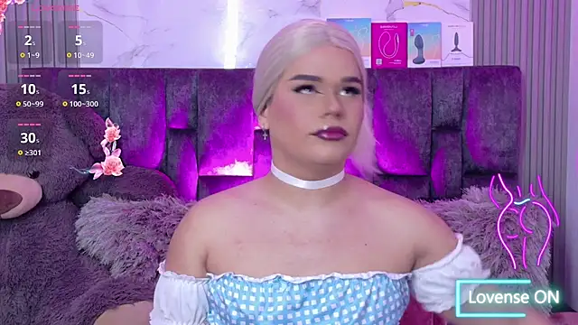 Ava Cristi online show from August 2, 5:00 pm
