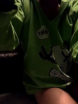 nolliebollieeeeeee online show from December 4, 12:20 am