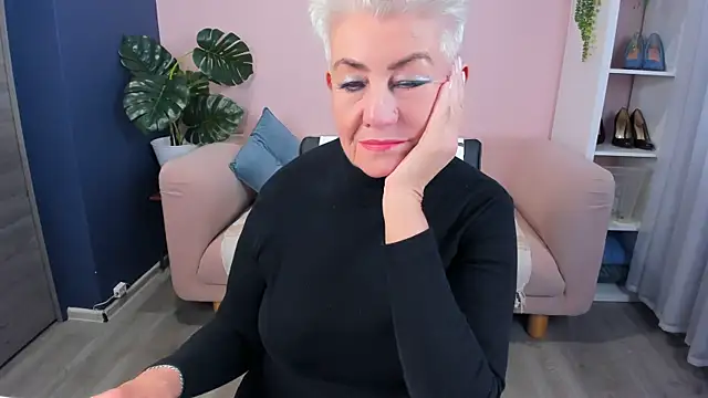 HotandMature online show from September 30, 7:57 am