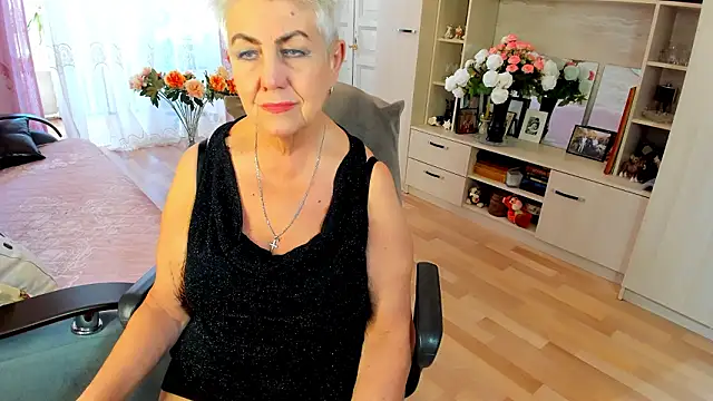 HotandMature online show from March 10, 12:54 pm