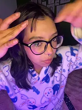 Valen-Foxx online show from September 12, 5:29 am