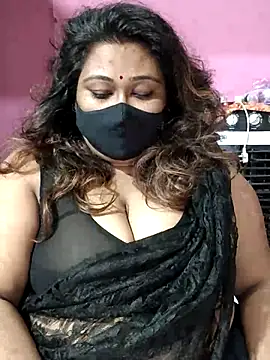 Snapshot of hotbhabhi011 chatting on May 6, 3:02 am hotbhabhi011 online show from May 6, 3:02 am
