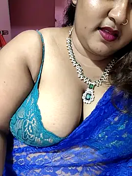 Snapshot of hotbhabhi011 chatting on July 27, 3:46 am hotbhabhi011 online show from July 27, 3:46 am