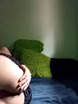 malvinaAAA online show from October 3, 7:55 pm