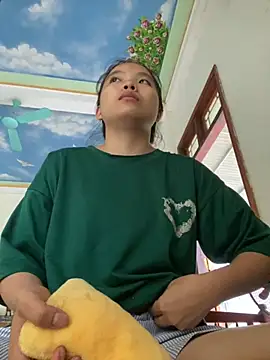 viluna online show from October 7, 2:42 am