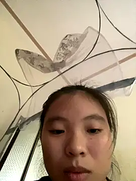 viluna online show from November 4, 2:32 am