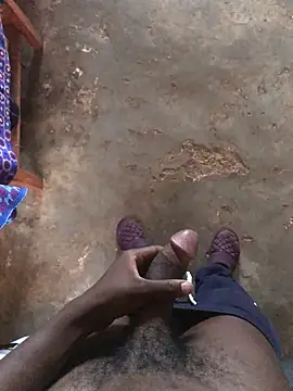 Snapshot of Madlabantu02 chatting on November 22, 3:49 am Madlabantu02 online show from November 22, 3:49 am