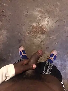 Snapshot of Madlabantu02 chatting on March 7, 4:20 am Madlabantu02 online show from March 7, 4:20 am