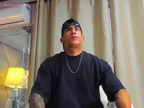 Snapshot of adrian_ray chatting on February 20, 11:43 am adrian ray online show from February 20, 11:43 am