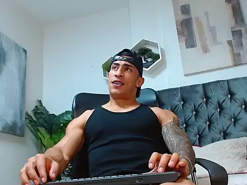 Snapshot of adrian_ray chatting on February 23, 12:02 pm adrian ray online show from February 23, 12:02 pm