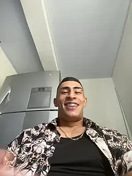 Snapshot of adrian_ray chatting on March 27, 4:07 pm adrian ray online show from March 27, 4:07 pm