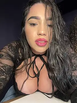 SofiaWildee online show from June 18, 11:42 pm