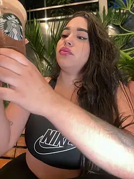 SofiaWildee online show from June 19, 11:41 pm