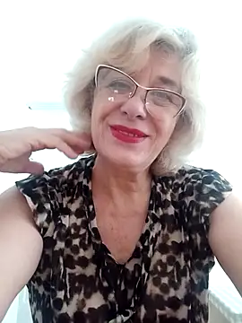 Snapshot of 52MiaLove02 chatting on September 15, 4:34 am 52MiaLove02 online show from September 15, 4:34 am