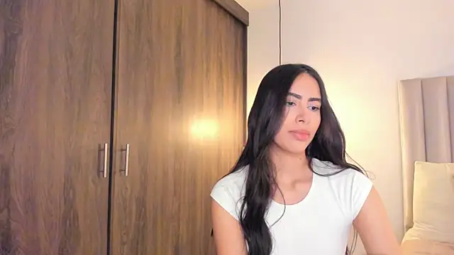 Snapshot of imsaraah chatting on May 29, 8:40 pm imsaraah online show from May 29, 8:40 pm