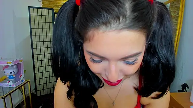 Jelly Bee online show from December 15, 8:35 pm