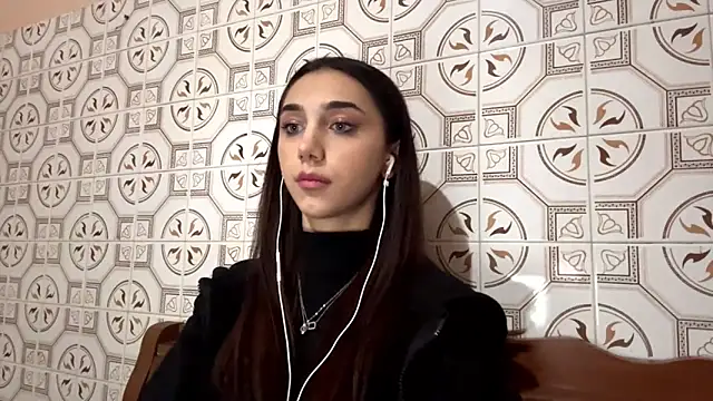 LinaMour online show from November 6, 10:10 pm