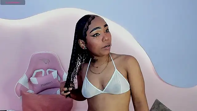 SkylerBloomm online show from November 6, 3:40 am