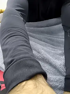 yazinyazin1 online show from November 24, 9:47 pm