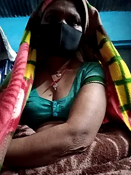 Snapshot of Janki_tyagi chatting on November 30, 12:03 am Janki tyagi online show from November 30, 12:03 am