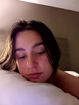 freakylittlebitch69 online show from October 3, 5:59 am