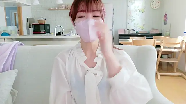 SUZU 1201 online show from March 9, 2:04 am