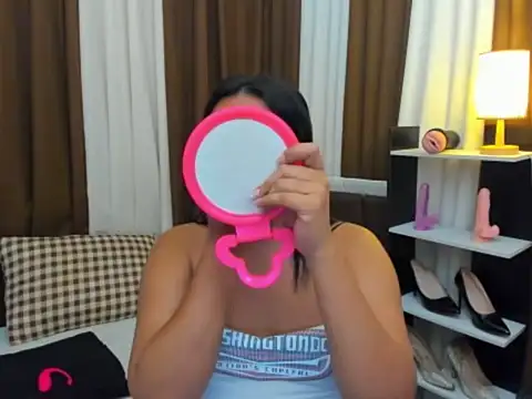 TsUncutKaren online show from October 18, 4:41 pm