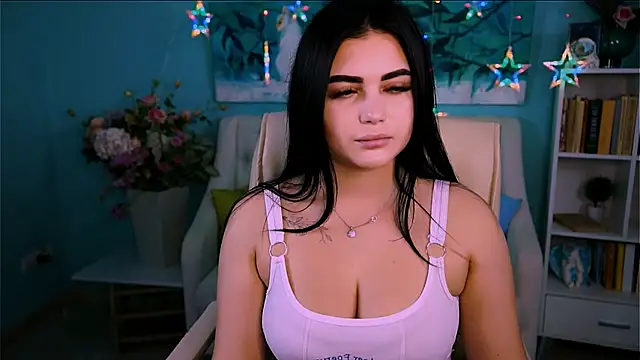 NaomiWilsons online show from September 23, 12:30 pm