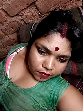 Snapshot of Priya_tyagi chatting on September 22, 11:45 am Priya tyagi online show from September 22, 11:45 am