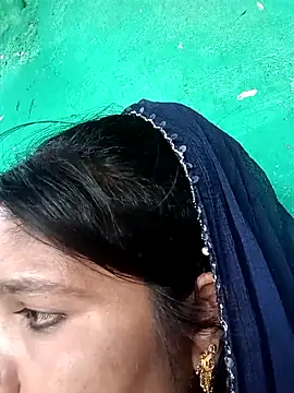 Snapshot of Priya_tyagi chatting on September 23, 11:57 am Priya tyagi online show from September 23, 11:57 am