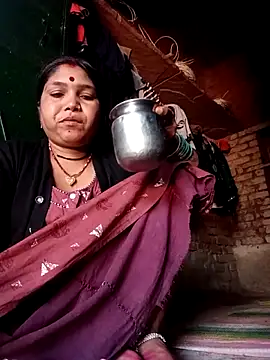 Snapshot of Priya_tyagi chatting on September 26, 6:39 am Priya tyagi online show from September 26, 6:39 am