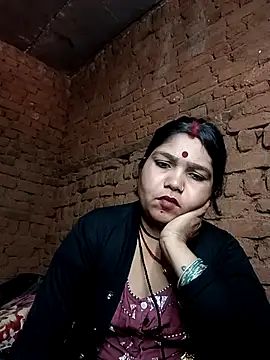 Snapshot of Priya_tyagi chatting on September 28, 8:31 am Priya tyagi online show from September 28, 8:31 am
