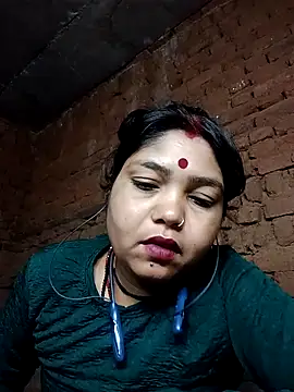 Snapshot of Priya_tyagi chatting on October 1, 9:32 pm Priya tyagi online show from October 1, 9:32 pm