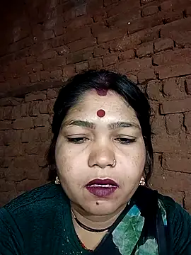 Snapshot of Priya_tyagi chatting on October 15, 12:22 am Priya tyagi online show from October 15, 12:22 am