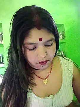 Snapshot of Priya_tyagi chatting on October 16, 10:38 am Priya tyagi online show from October 16, 10:38 am