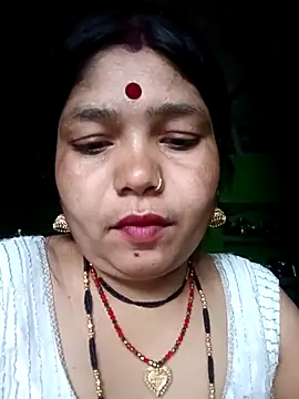 Snapshot of Priya_tyagi chatting on October 27, 3:21 am Priya tyagi online show from October 27, 3:21 am