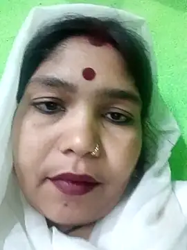 Snapshot of Priya_tyagi chatting on October 30, 1:01 pm Priya tyagi online show from October 30, 1:01 pm