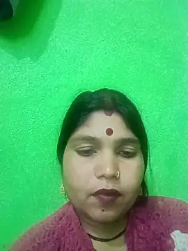 Snapshot of Priya_tyagi chatting on October 31, 3:24 pm Priya tyagi online show from October 31, 3:24 pm