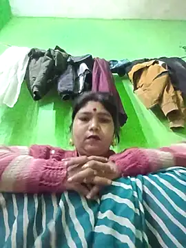 Snapshot of Priya_tyagi chatting on November 3, 9:05 pm Priya tyagi online show from November 3, 9:05 pm