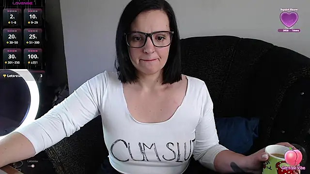 Olivia Darling online show from October 17, 9:12 am